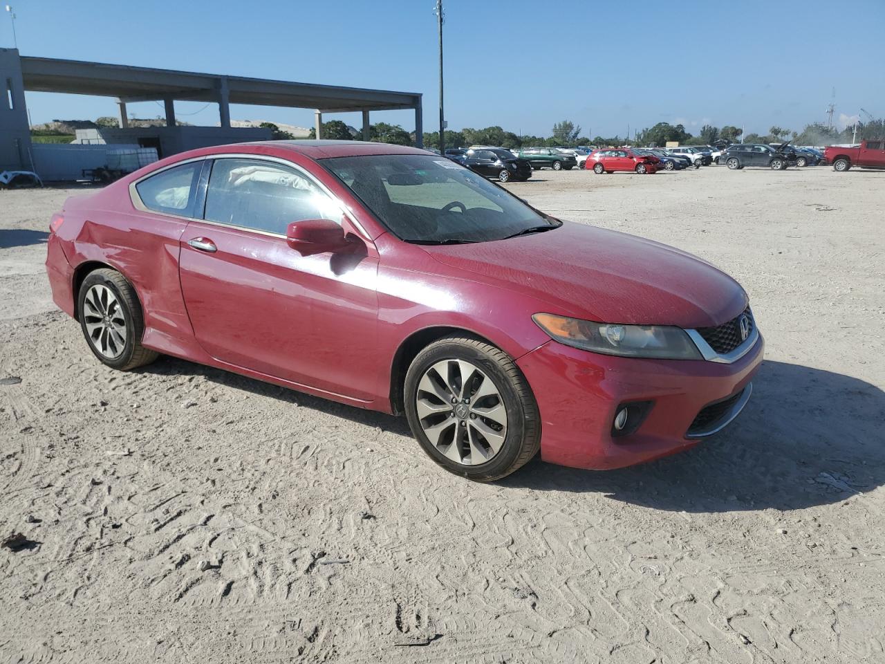2013 Honda Accord VIN 1HGCT1B8XDA022182 Copart auction photo, side / minor dent/scratches damage thumbnail 4