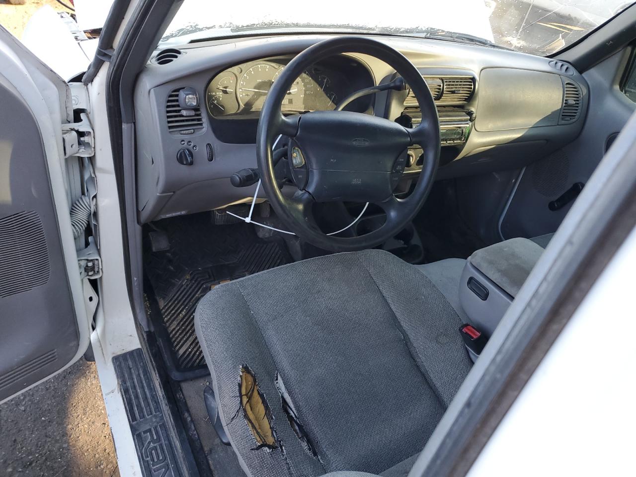 2000 Ford Ranger VIN 1FTYR10V8YPC11928 Copart auction photo, all over damage thumbnail 8