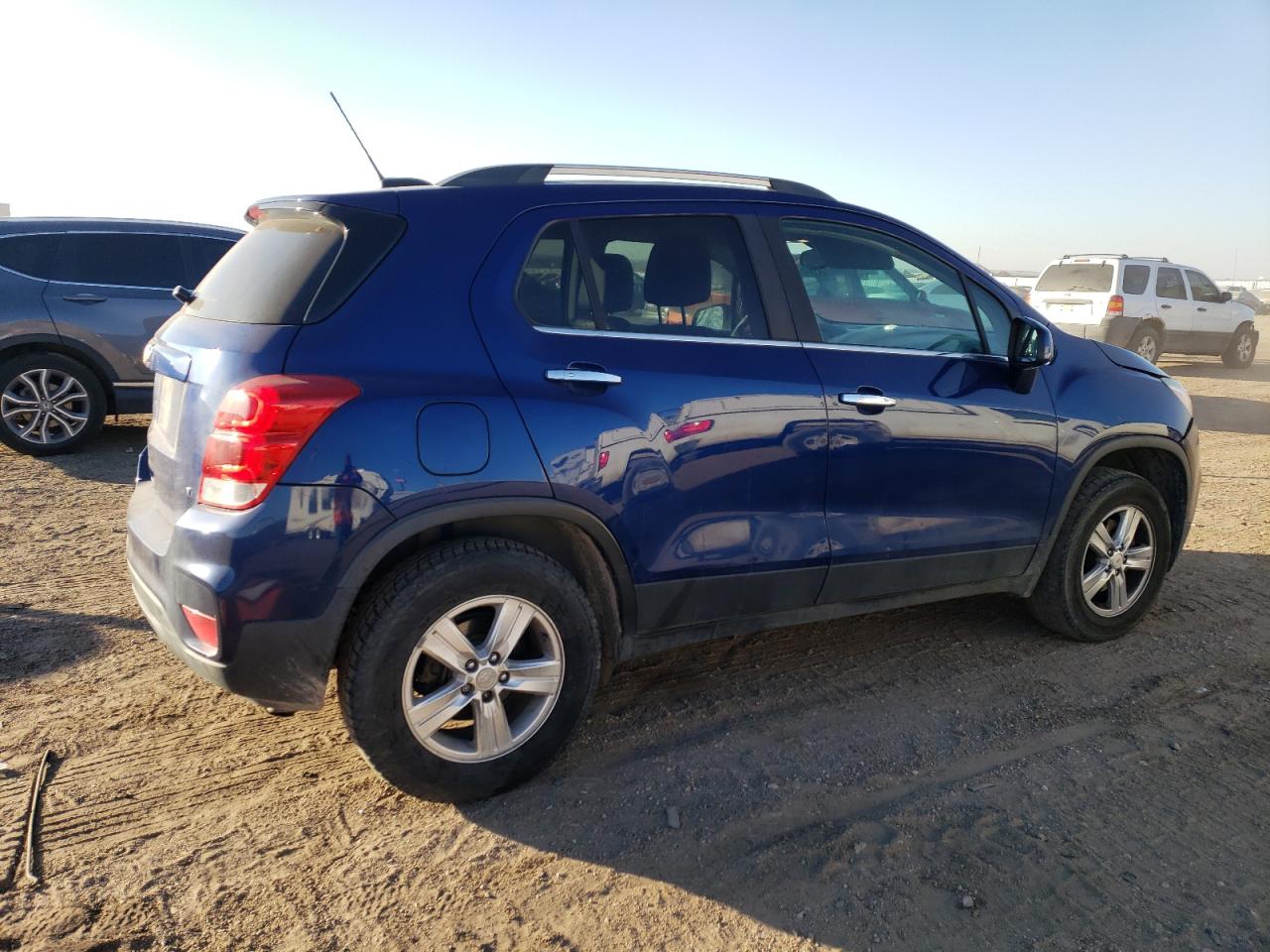 2017 Chevrolet Trax VIN 3GNCJPSB5HL202713 Copart auction photo, front end / rear end damage thumbnail 3