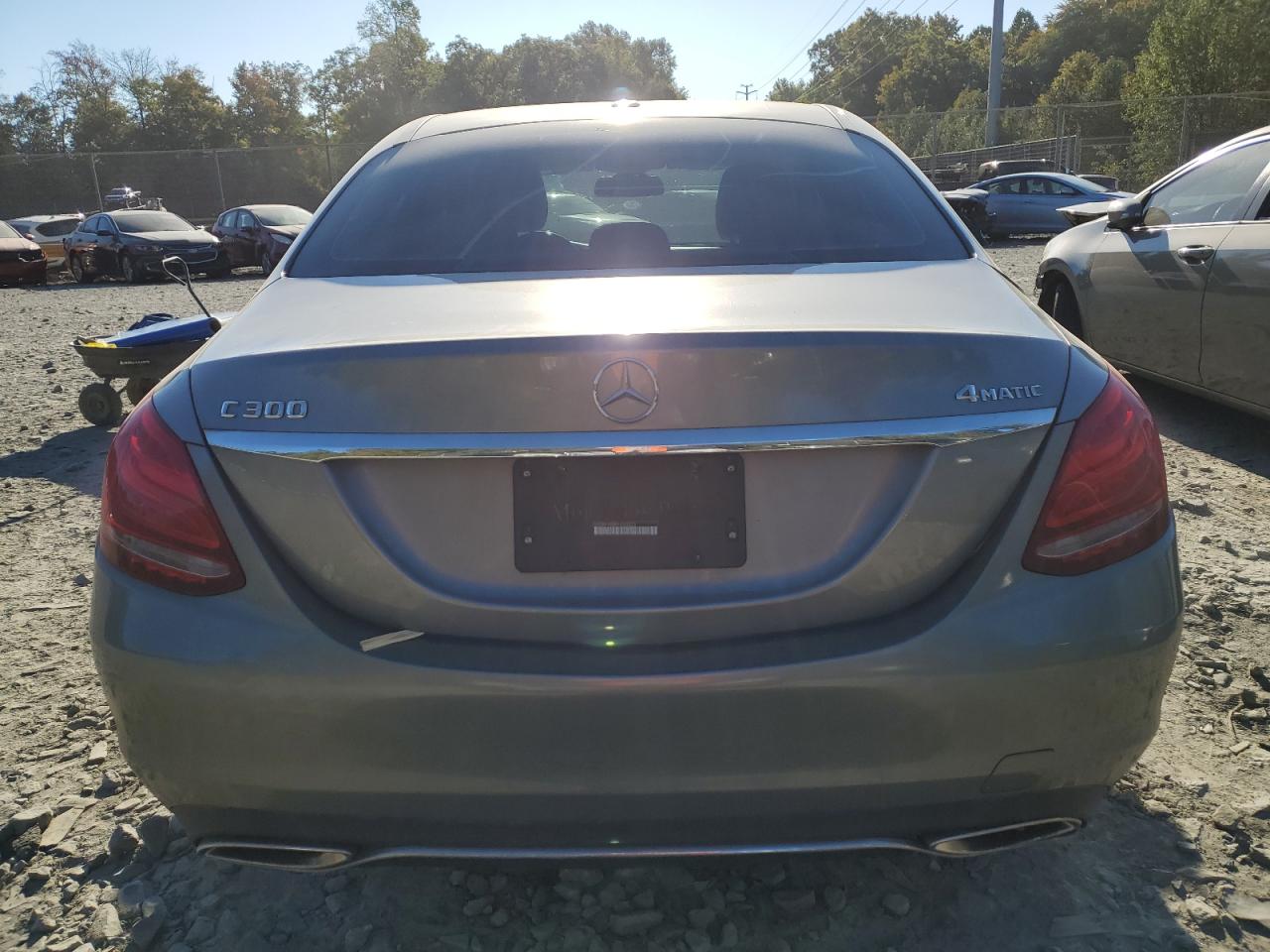 2015 Mercedes-Benz C-klasse VIN 55SWF4KB8FU033223 Copart auction photo, front end / side damage thumbnail 6