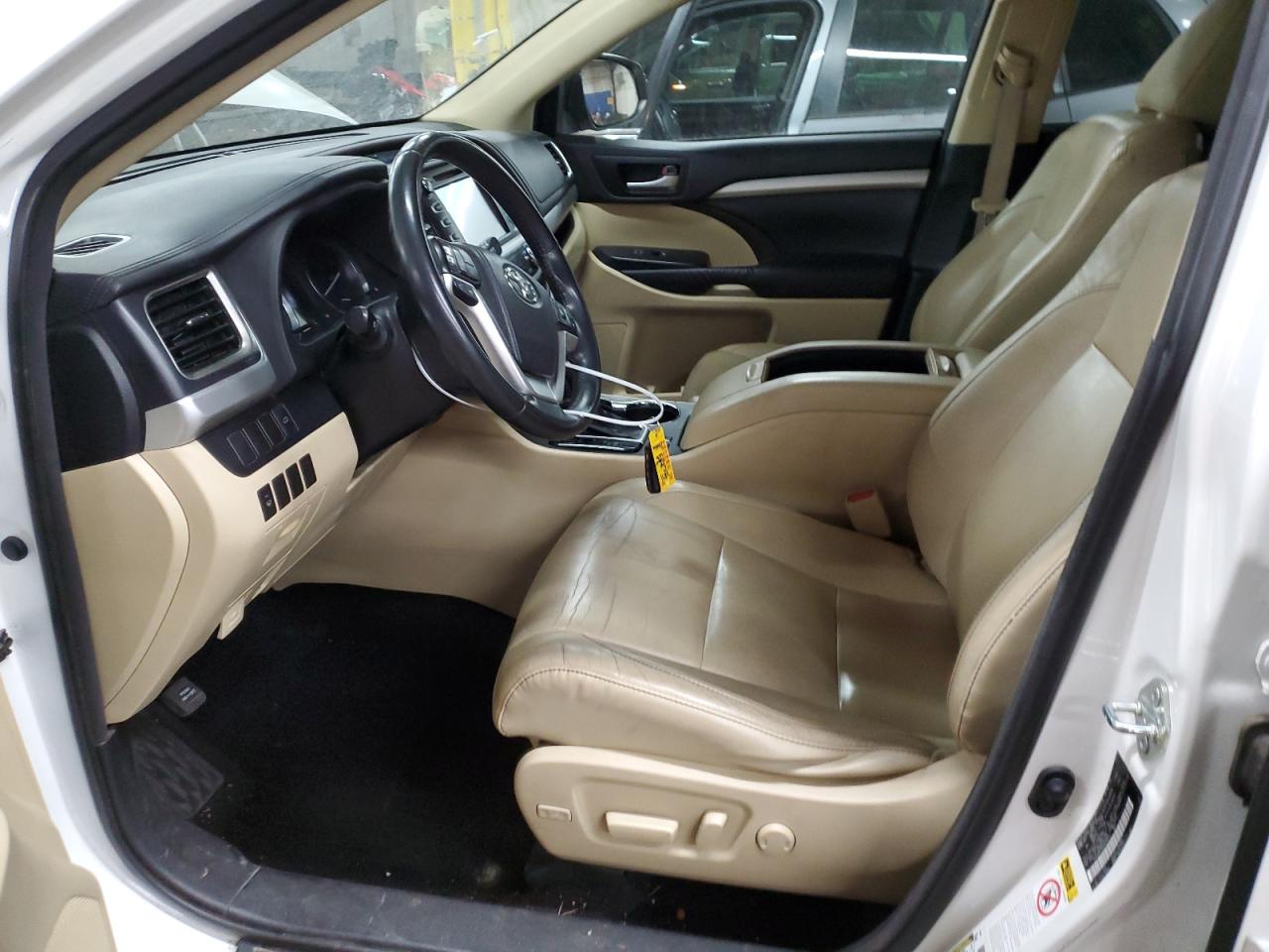 2014 Toyota Highlander VIN 5TDJKRFH8ES048771 Copart auction photo, front end damage thumbnail 7