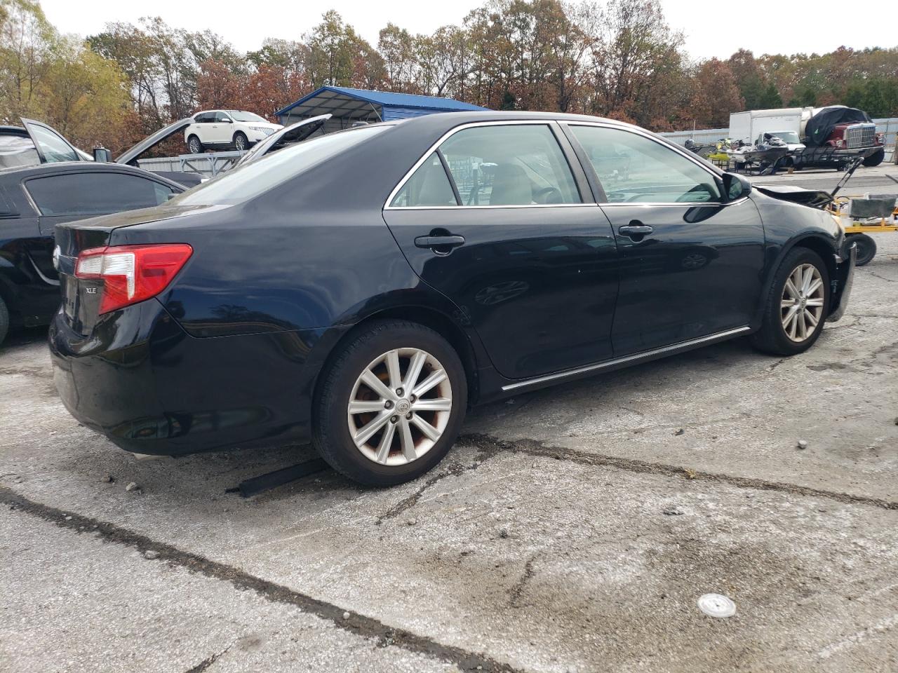 2012 Toyota Camry VIN 4T1BK1FK6CU505051 Copart auction photo, front end / minor dent/scratches damage thumbnail 3