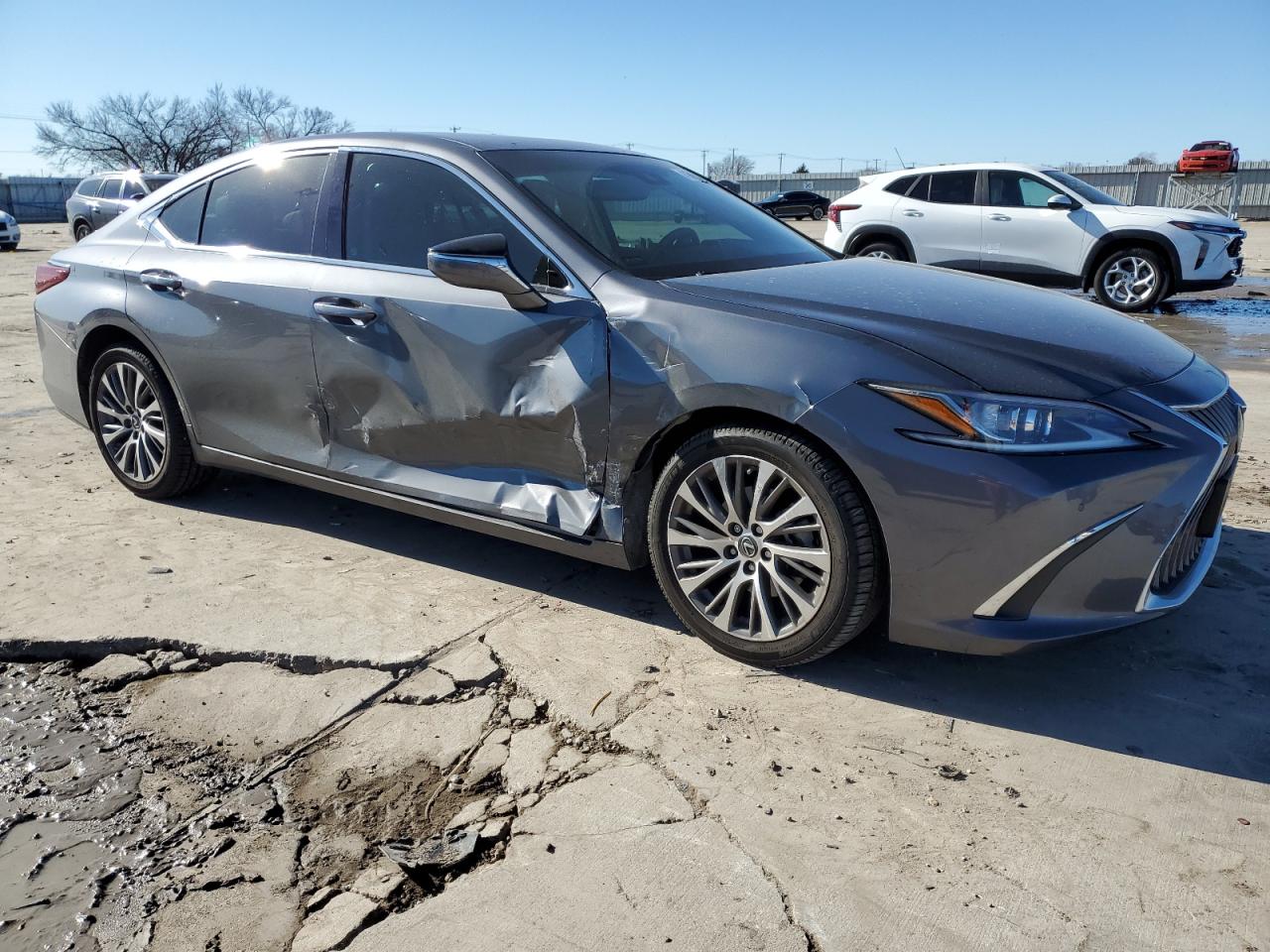 2020 Lexus ES VIN 58ADZ1B18LU067420 Copart auction photo, side / front end damage thumbnail 4