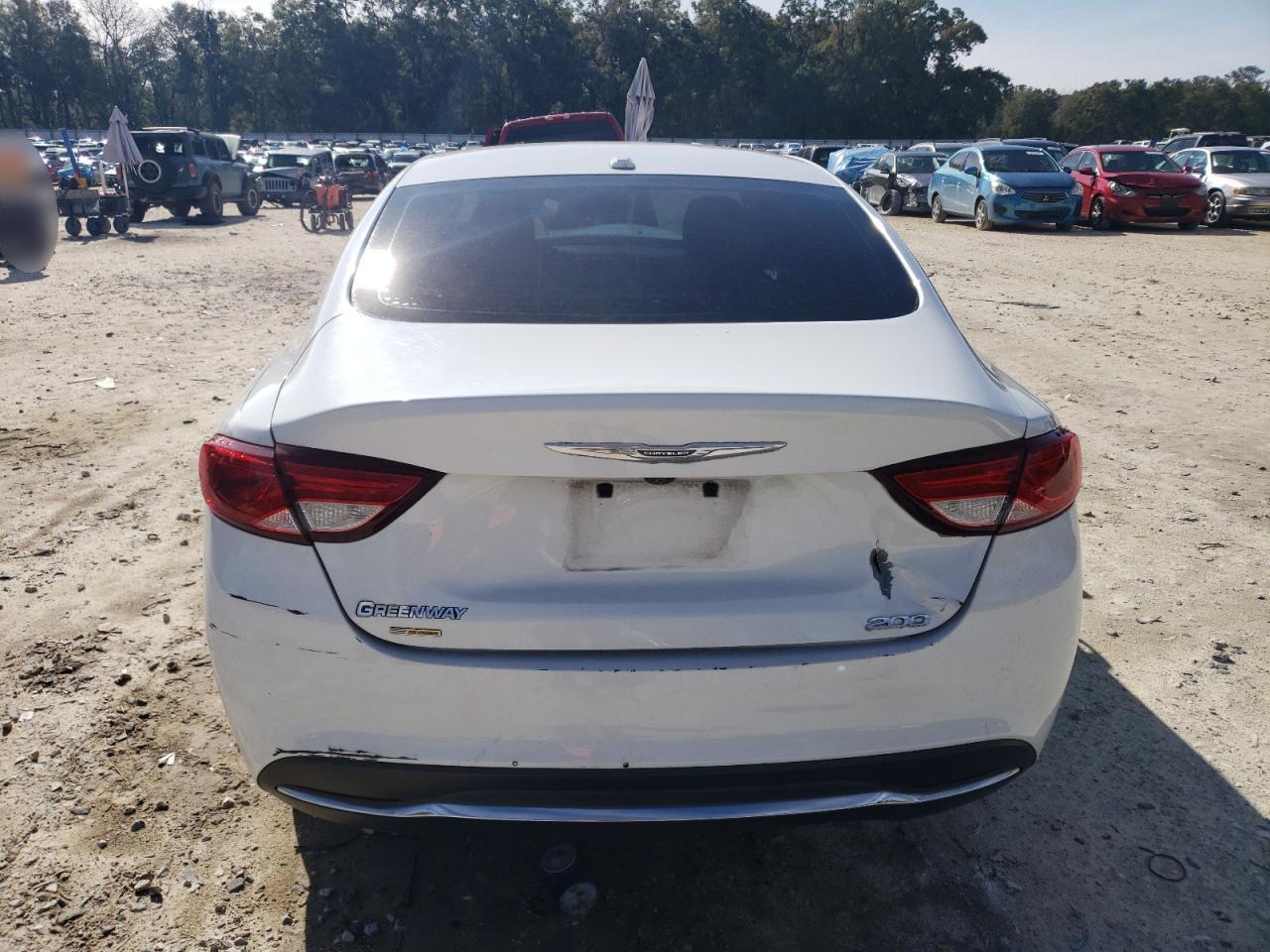 2015 Chrysler 200 VIN 1C3CCCAB7FN746533 Copart auction photo, front end / minor dent/scratches damage thumbnail 6