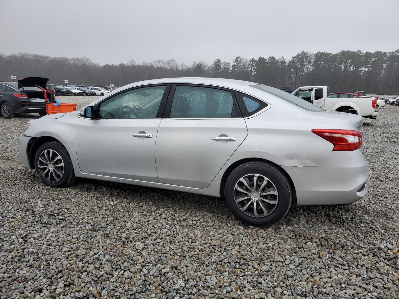 2018 Nissan Sentra VIN 3N1AB7AP3JY203378 Copart auction photo, front end / minor dent/scratches damage thumbnail 2