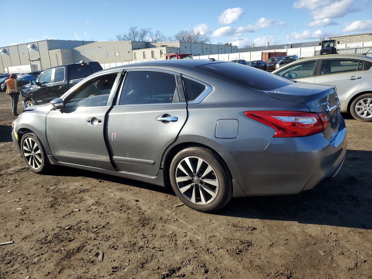 2017 Nissan Altima VIN 1N4AL3APXHC123166 Copart auction photo, front end / minor dent/scratches damage thumbnail 2