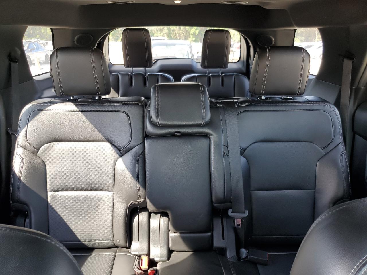 2018 Ford Explorer VIN 1FM5K7F80JGB54833 Copart auction photo, side / rear end damage thumbnail 10