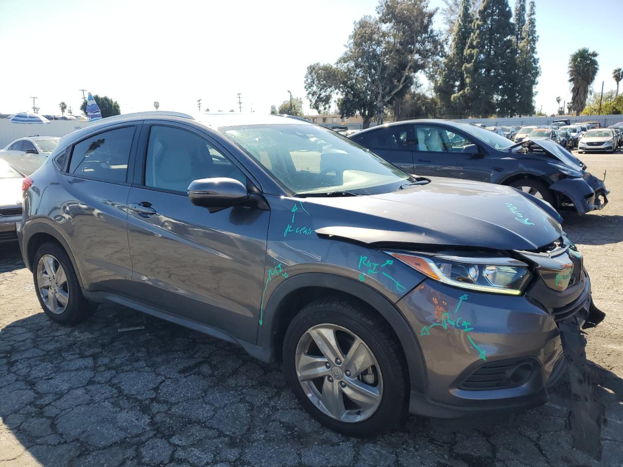 2019 Honda HR-V VIN 3CZRU6H52KM743820 Copart auction photo, front end damage thumbnail 4