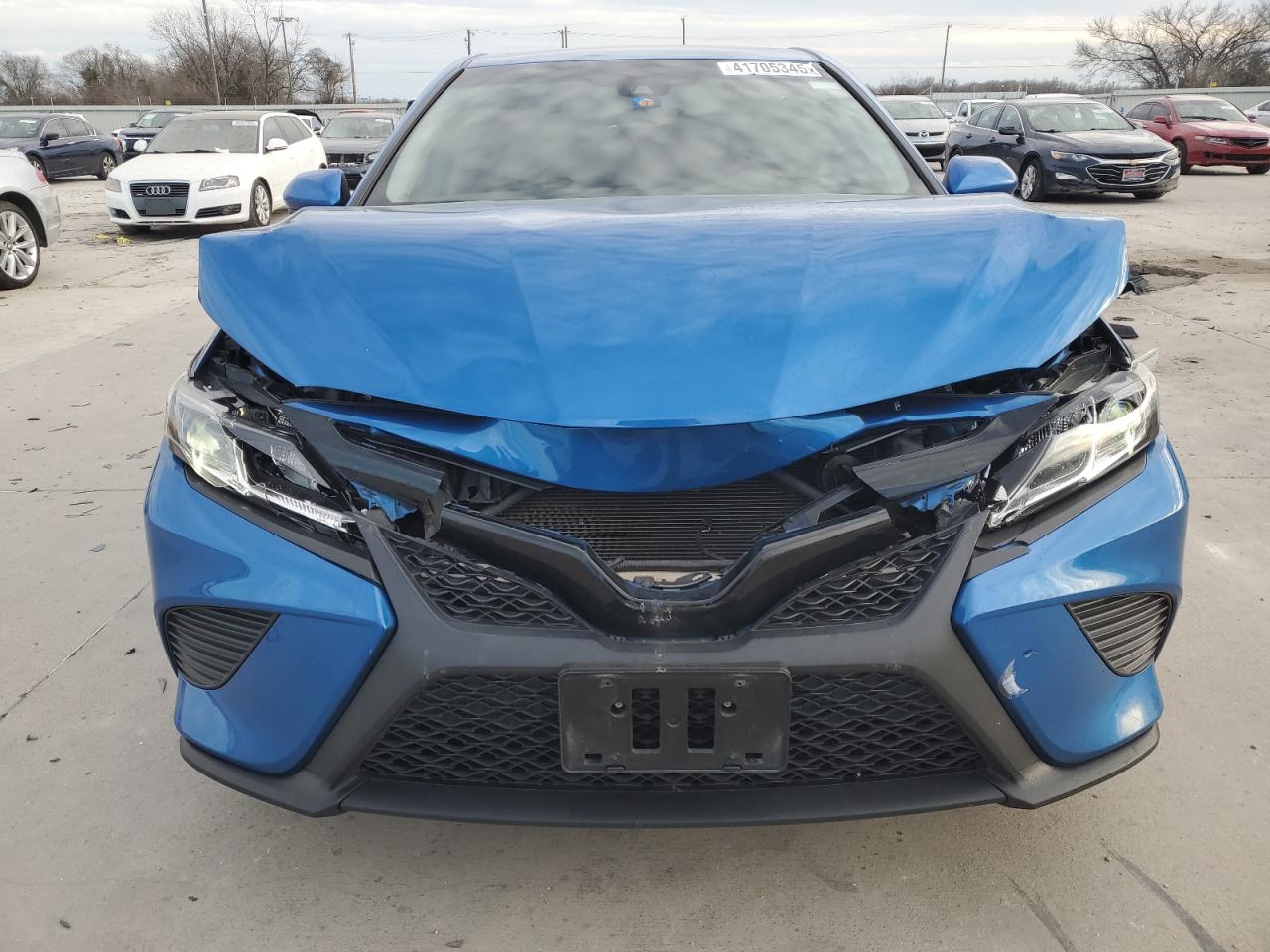 2020 Toyota Camry VIN 4T1G11AK0LU320946 Copart auction photo, front end damage thumbnail 5
