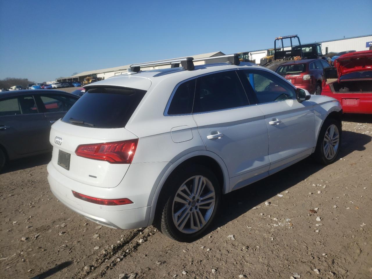 2019 Audi Q5 VIN WA1BNAFY0K2068247 Copart auction photo, front end / minor dent/scratches damage thumbnail 3