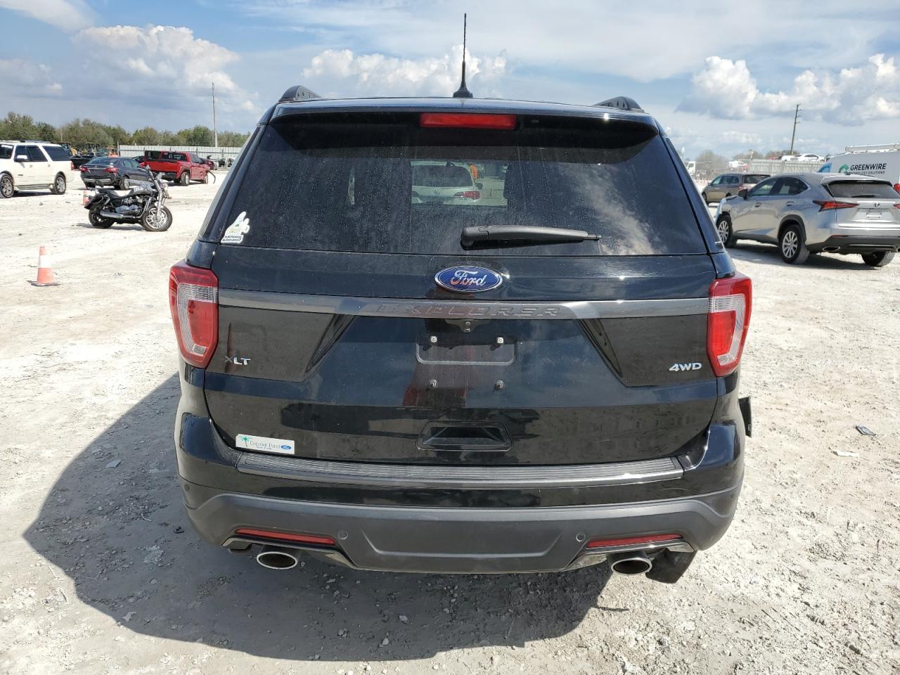 2018 Ford Explorer VIN 1FM5K8D80JGA78717 Copart auction photo, all over damage thumbnail 6