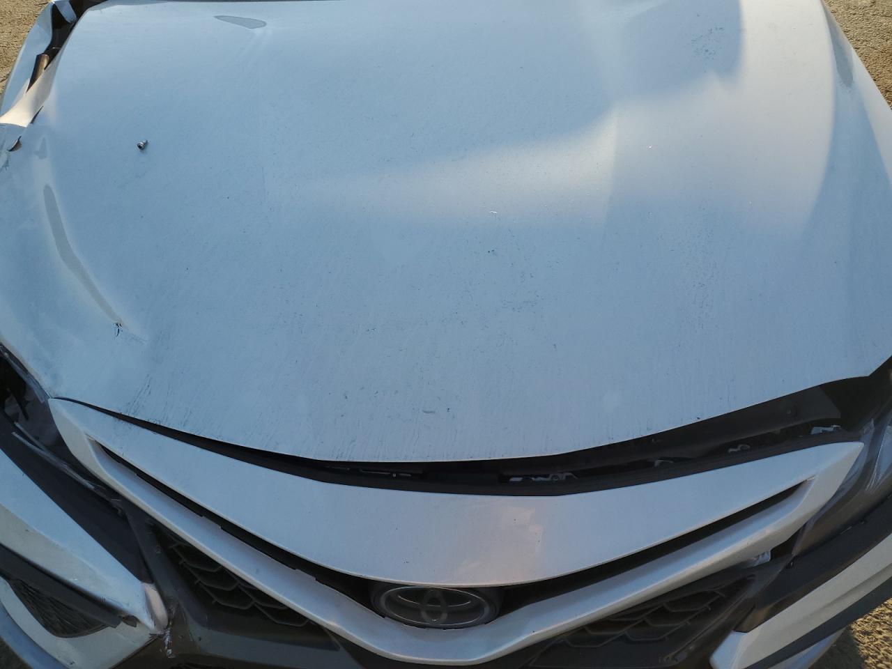 2022 Toyota Camry VIN 4T1K61AK8NU709784 Copart auction photo, side / front end damage thumbnail 11