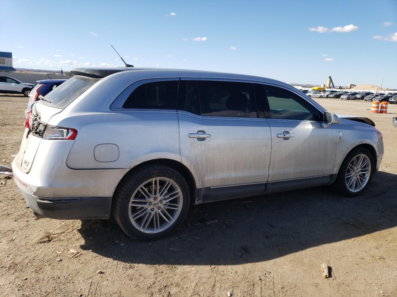 2013 Lincoln MKT VIN 2LMHJ5AT7DBL56455 Copart auction photo, front end / rear end damage thumbnail 3