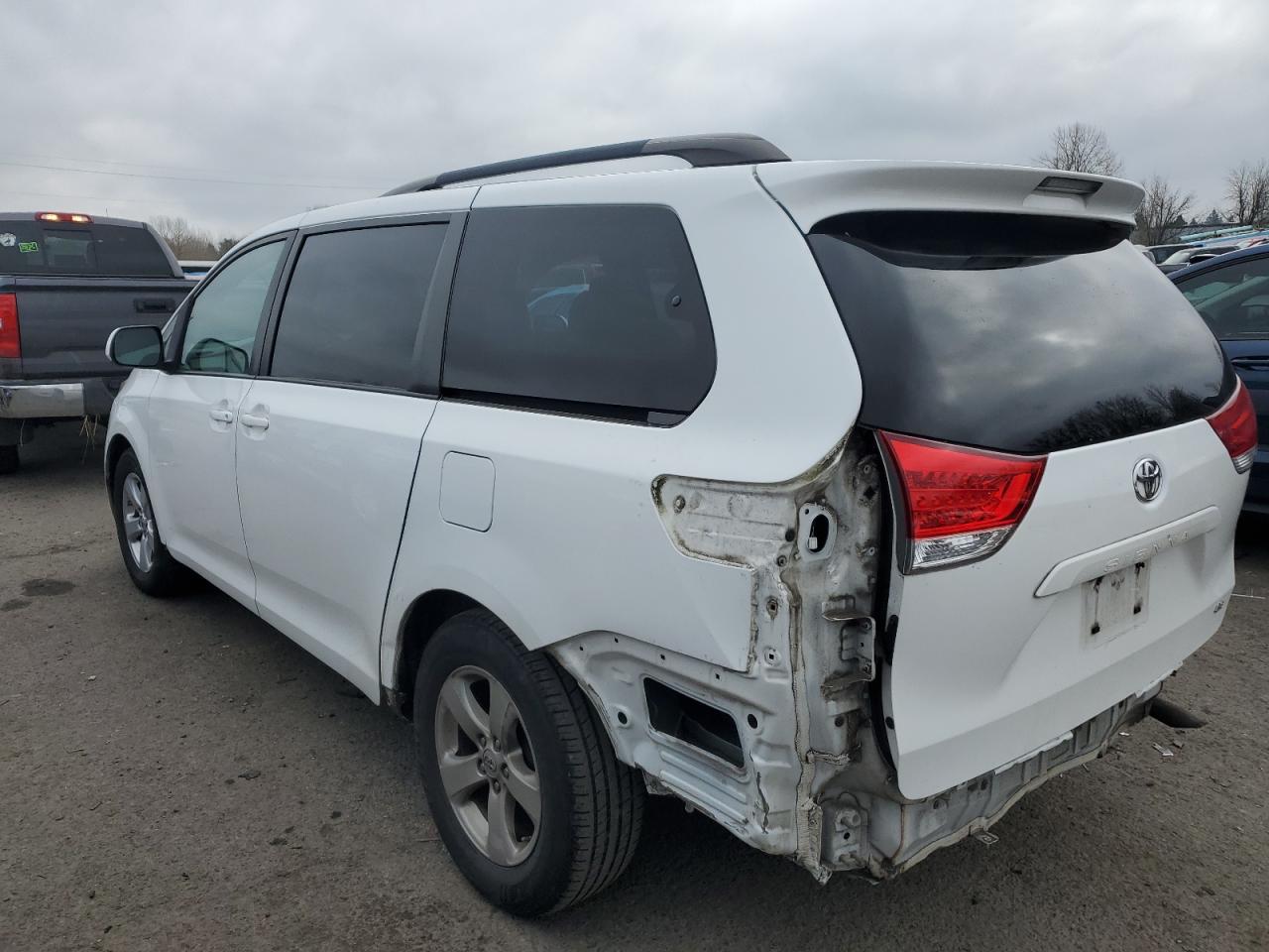 2014 Toyota Sienna VIN 5TDKK3DC7ES473827 Copart auction photo, rear end damage thumbnail 2