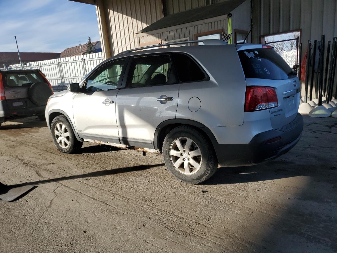 2012 KIA Sorento VIN 5XYKTDA23CG260852 Copart auction photo, front end / side damage thumbnail 2