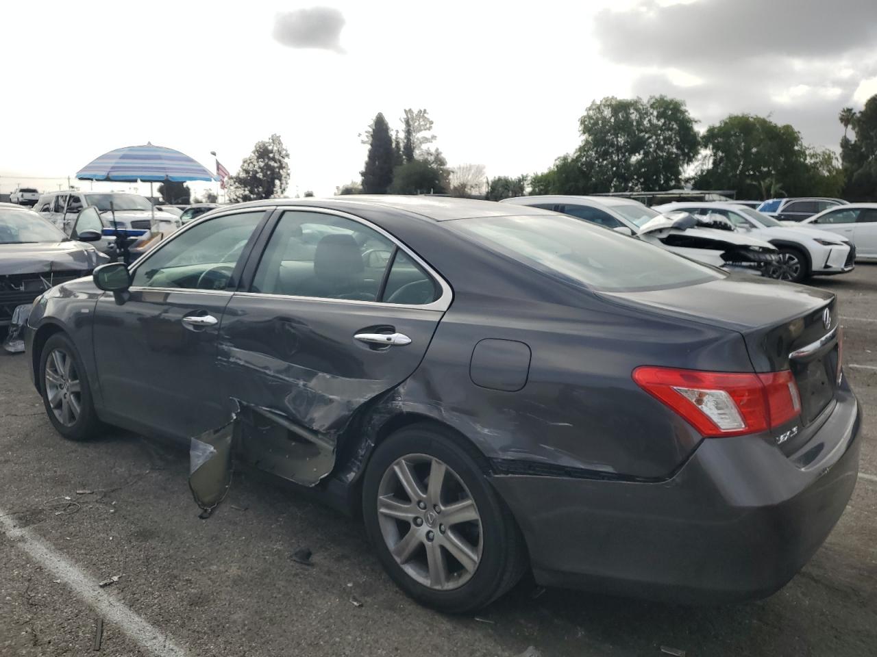 2008 Lexus ES VIN JTHBJ46G182228704 Copart auction photo, side / rear end damage thumbnail 2