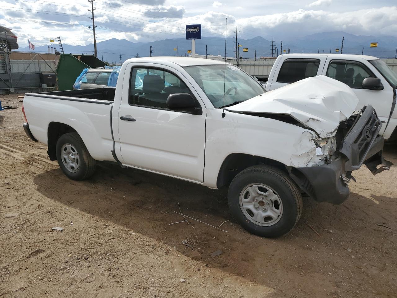 2014 Toyota Tacoma VIN 5TFNX4CN8EX043547 Copart auction photo, front end / side damage thumbnail 4