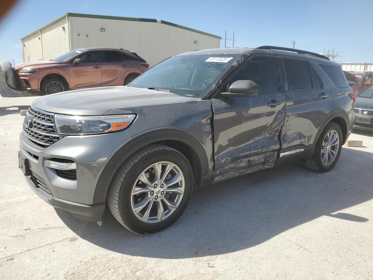 2021 Ford Explorer VIN 1FMSK7DH4MGA82190 - Copart auction photo