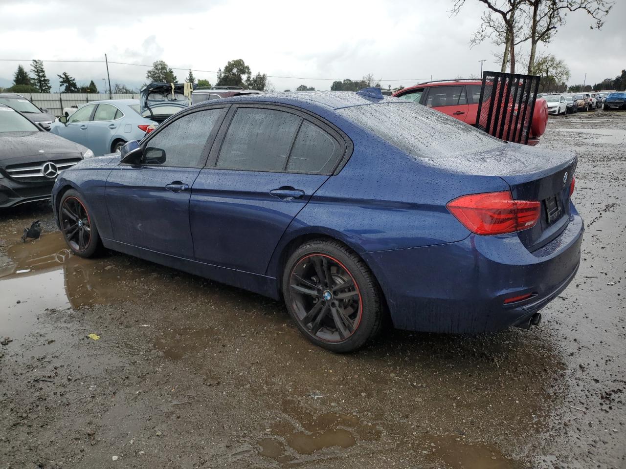 2016 BMW 3er VIN WBA8E9G55GNT81414 Copart auction photo, front end damage thumbnail 2