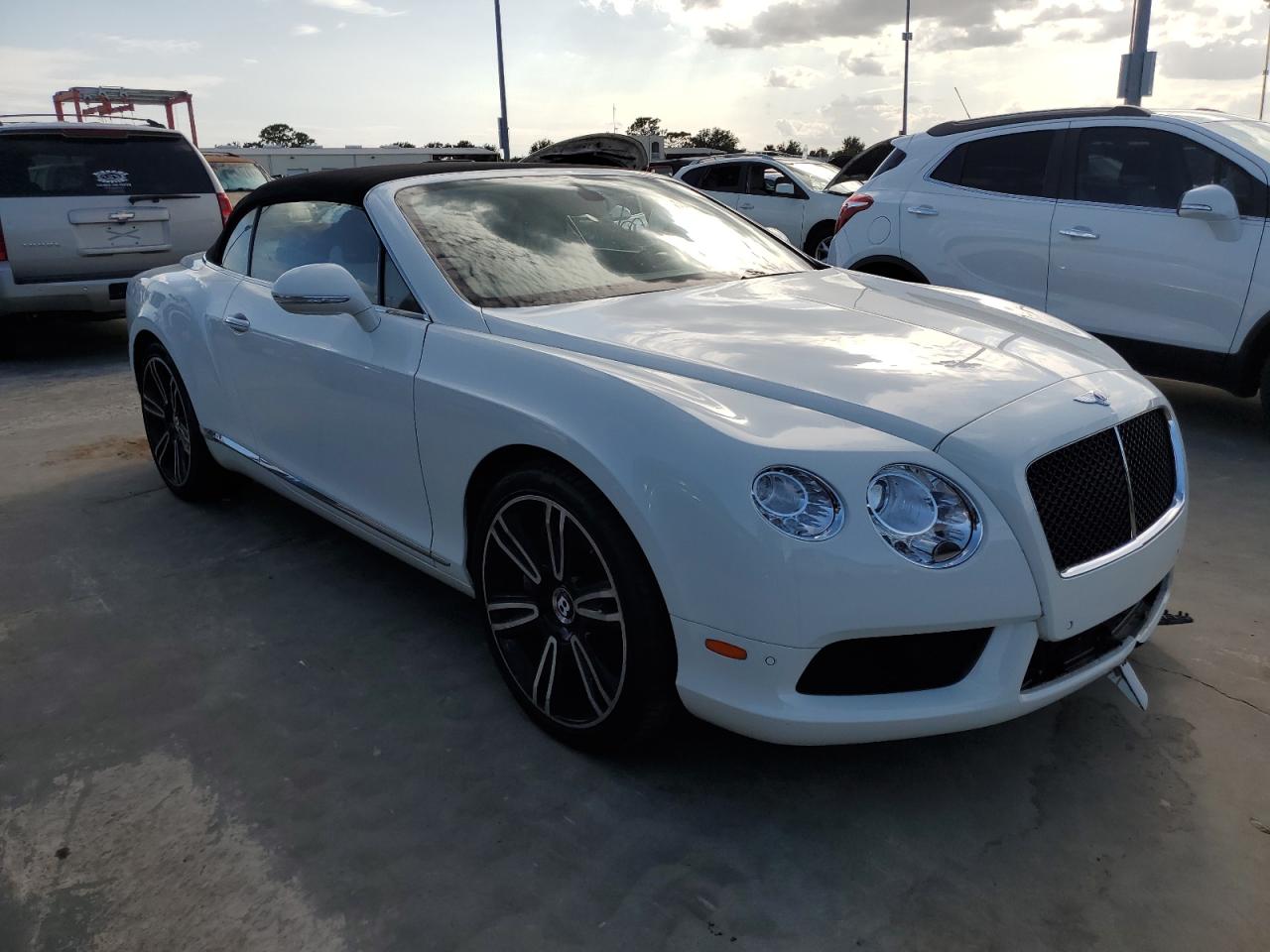 2013 Bentley Continental VIN SCBGT3ZA6DC084979 Copart auction photo, water/flood damage thumbnail 4