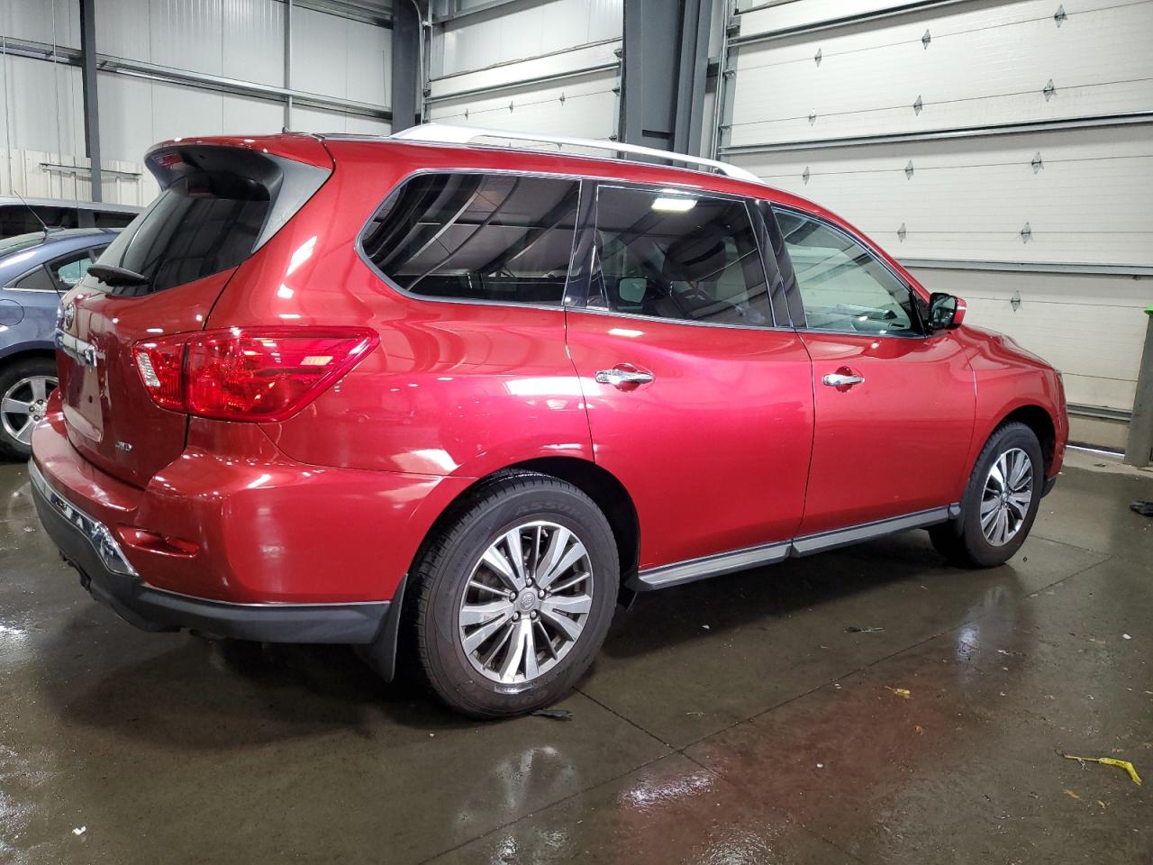 2017 Nissan Pathfinder VIN 5N1DR2MM5HC698319 Copart auction photo, front end damage thumbnail 3