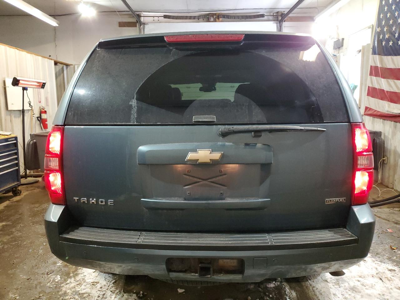 2008 Chevrolet Tahoe VIN 1GNFK130X8R156681 Copart auction photo, front end / minor dent/scratches damage thumbnail 6