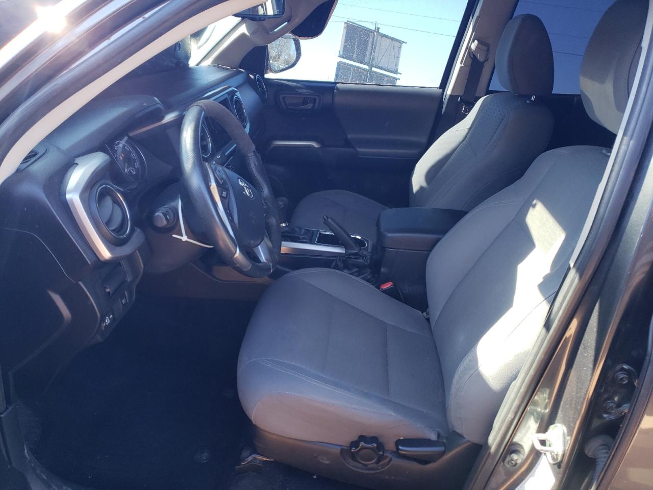 2019 Toyota Tacoma VIN 3TMCZ5AN9KM216018 Copart auction photo, all over / undercarriage damage thumbnail 7