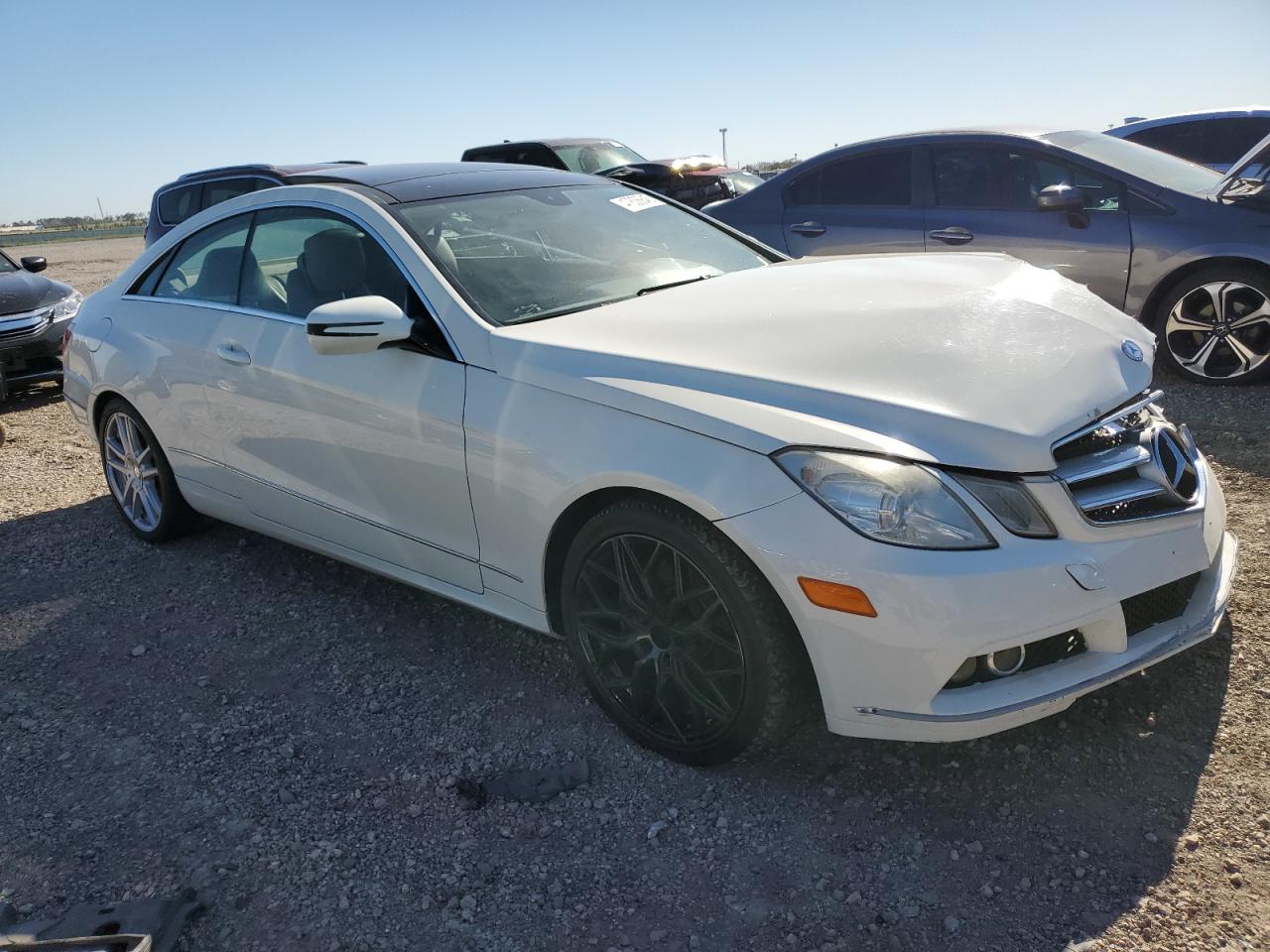 2010 Mercedes-Benz E-klasse VIN WDDKJ5GBXAF013952 Copart auction photo, front end / minor dent/scratches damage thumbnail 4