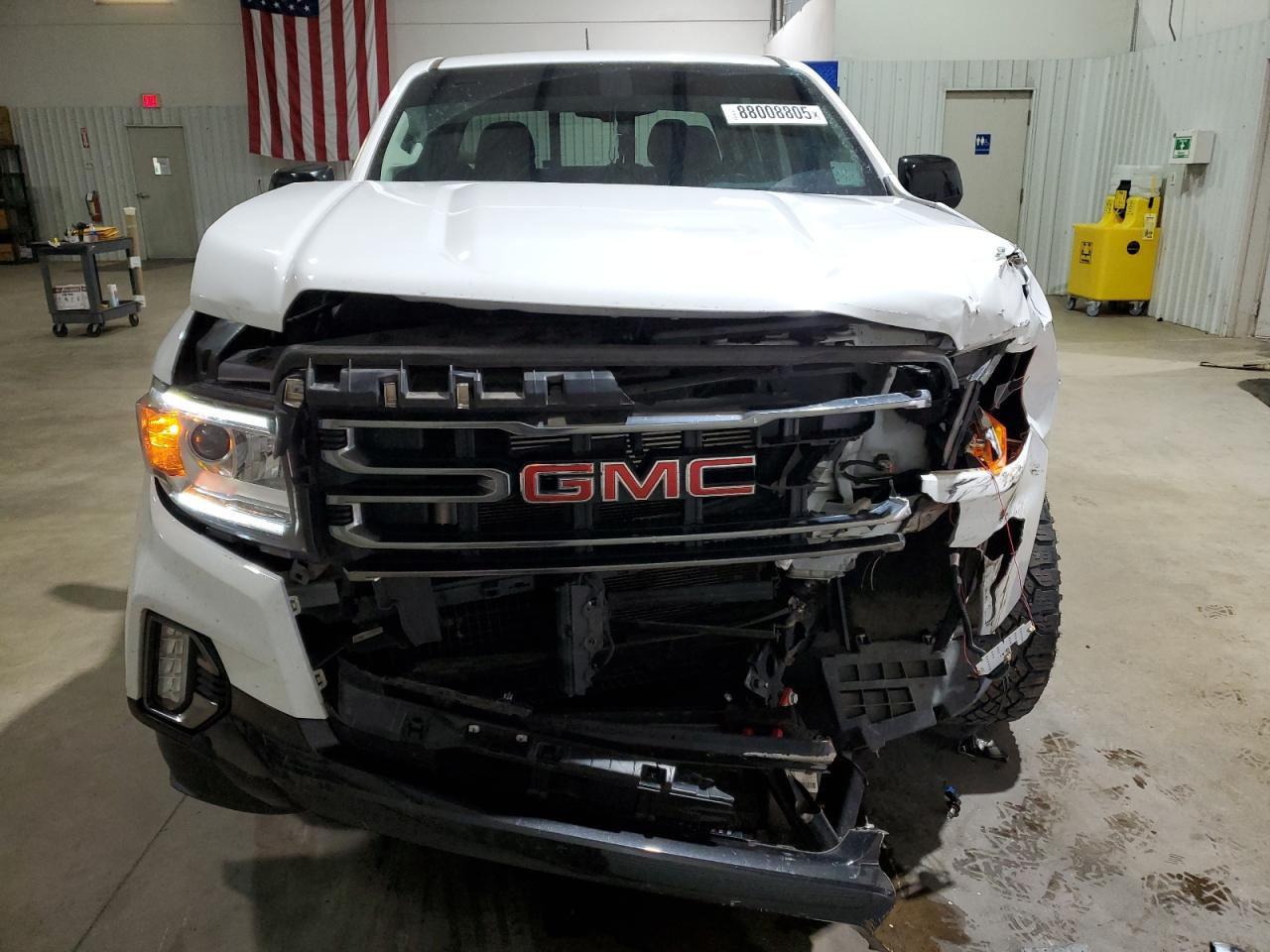 2022 GMC Canyon VIN 1GTG6FENXN1163390 Copart auction photo, front end / minor dent/scratches damage thumbnail 5