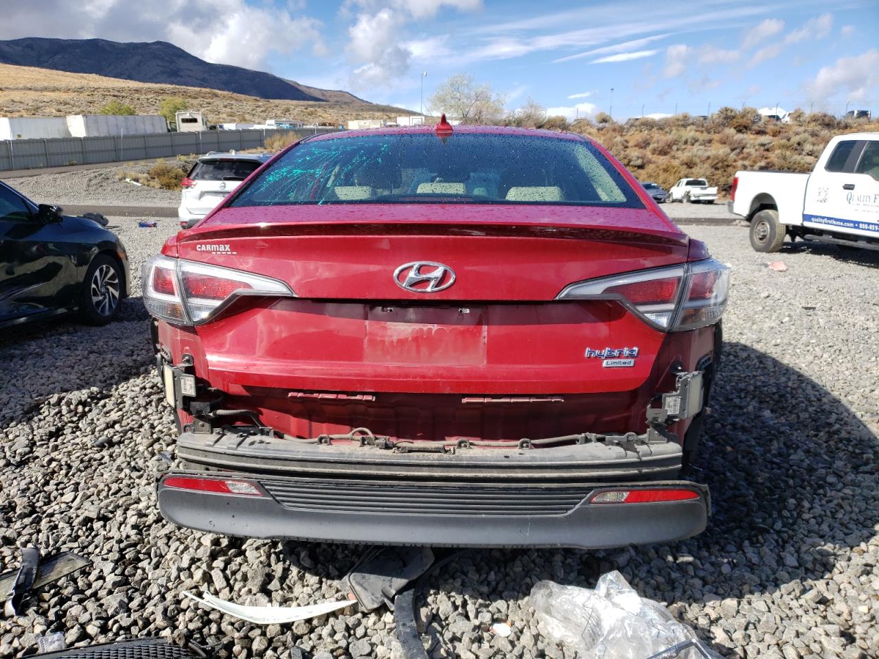 2016 Hyundai Sonata VIN KMHE34L17GA033490 Copart auction photo, rear end damage thumbnail 6