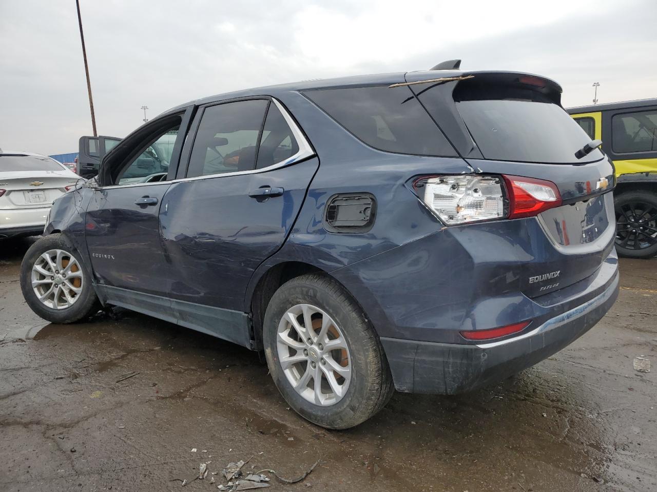 2018 Chevrolet Equinox VIN 3GNAXJEV3JL384426 Copart auction photo, front end / all over damage thumbnail 2