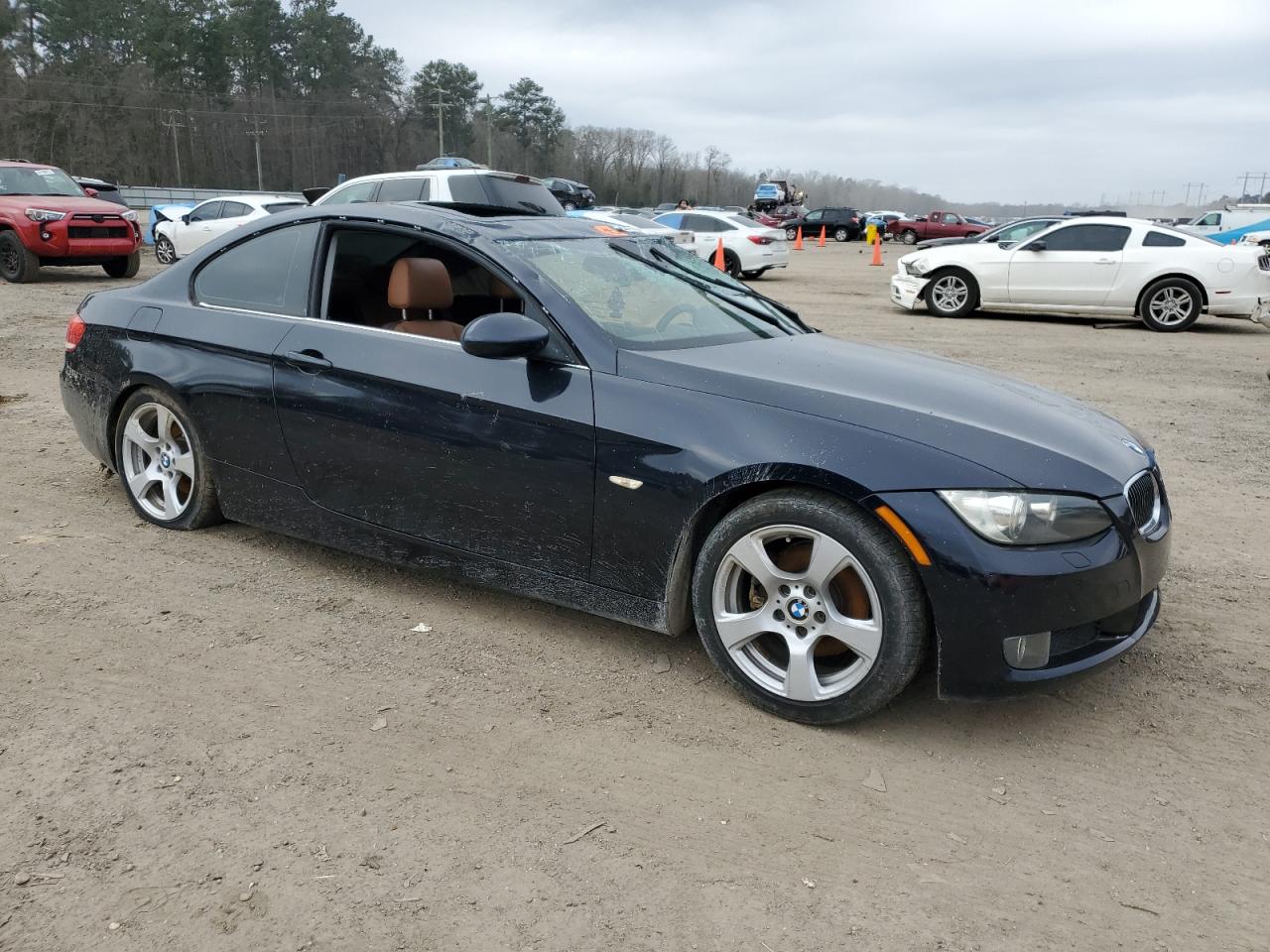 2008 BMW 3er VIN WBAWB33578P133738 Copart auction photo, rollover damage thumbnail 4