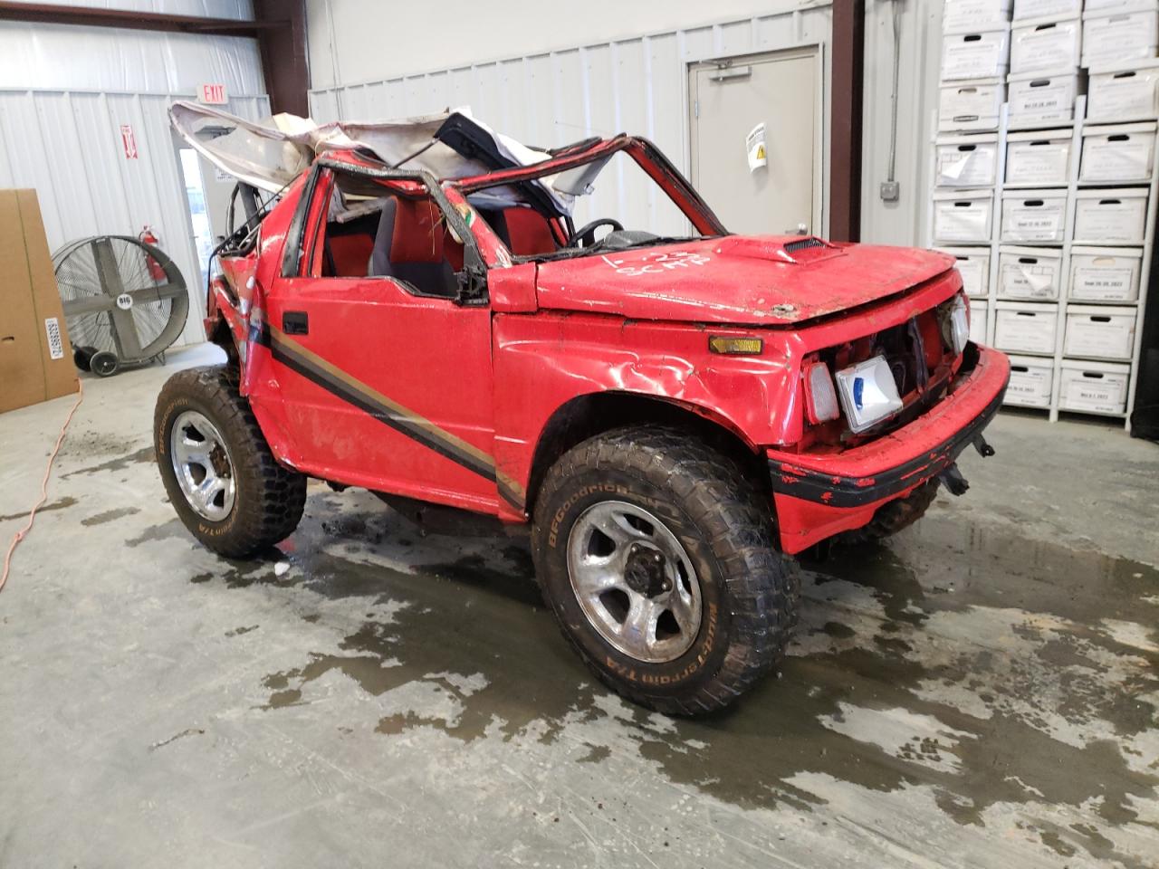 1992 GEO Tracker VIN 2CNBJ18U1N6917736 Copart auction photo, rollover damage thumbnail 4