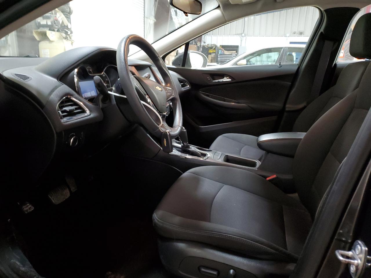2017 Chevrolet Cruze VIN 1G1BE5SMXH7218174 Copart auction photo, front end / side damage thumbnail 7