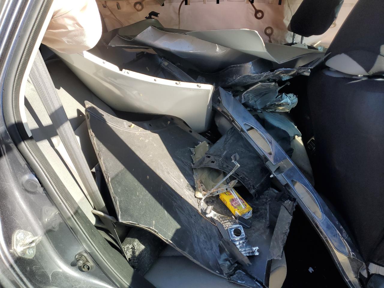 2016 Honda CR-V VIN 2HKRM3H3XGH532784 Copart auction photo, all over damage thumbnail 10