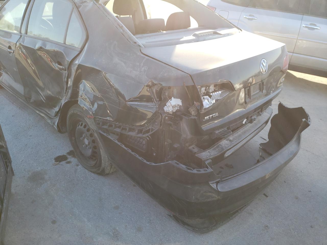 2016 Volkswagen Jetta VIN 3VW267AJ0GM208696 Copart auction photo, rear end / side damage thumbnail 9