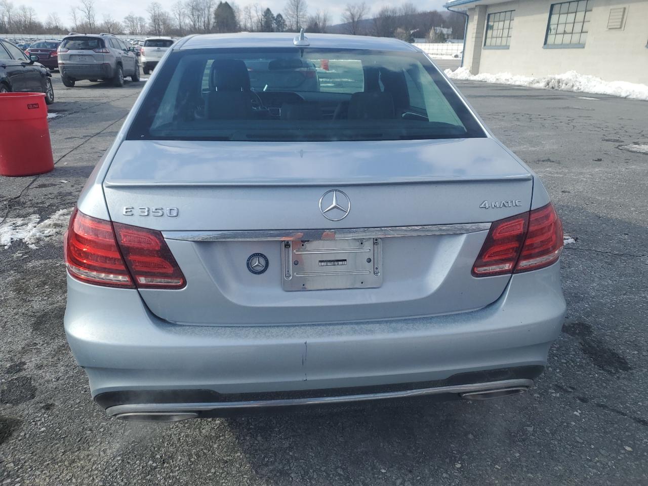 2014 Mercedes-Benz E-klasse VIN WDDHF8JB2EA932451 Copart auction photo, side damage thumbnail 6
