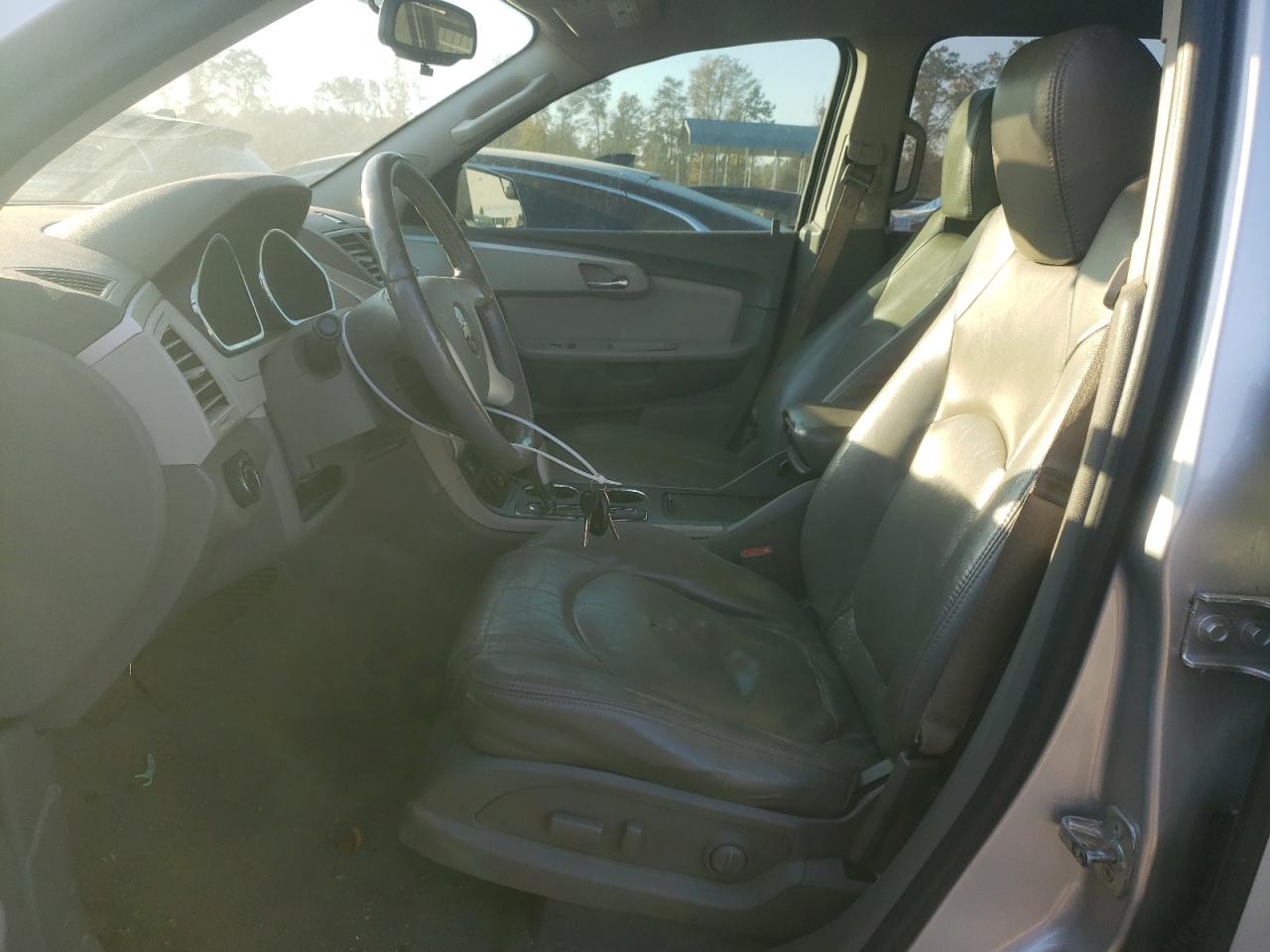 2011 Chevrolet Traverse VIN 1GNKRGED6BJ239351 Copart auction photo, front end / minor dent/scratches damage thumbnail 7