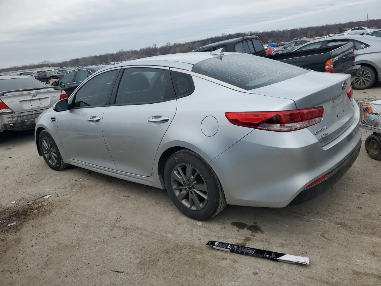 2016 KIA Optima VIN 5XXGT4L15GG018357 Copart auction photo, front end damage thumbnail 2