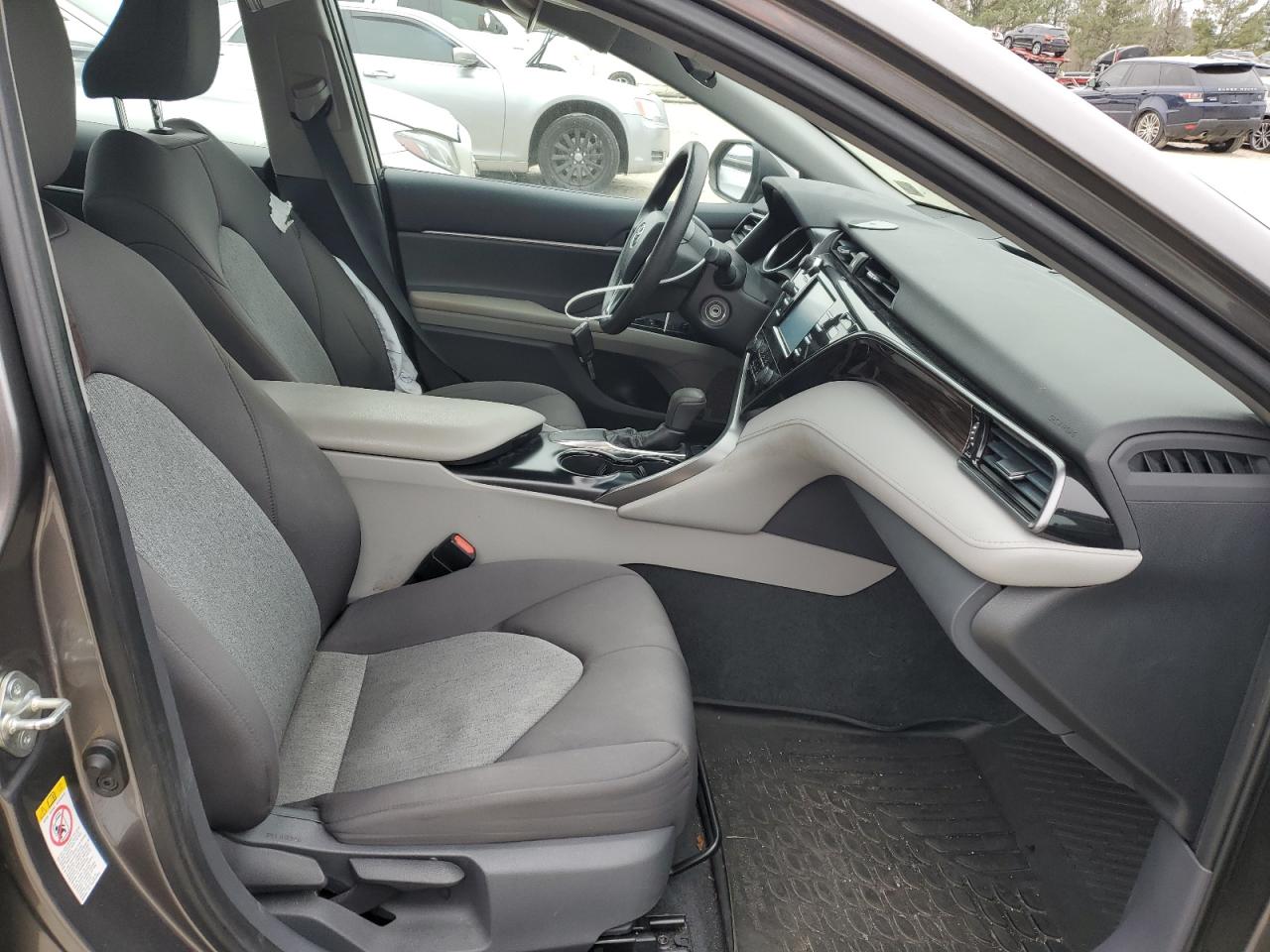 2019 Toyota Camry VIN 4T1B11HK4KU176168 Copart auction photo, side / minor dent/scratches damage thumbnail 7