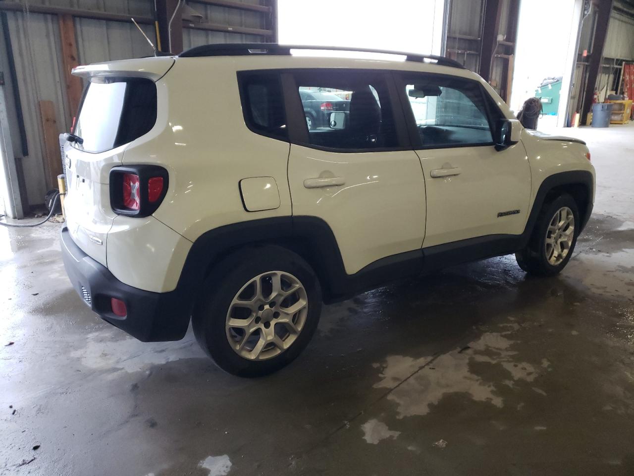 2015 Jeep Renegade VIN ZACCJABT0FPB44934 Copart auction photo, minor dent/scratches damage thumbnail 3
