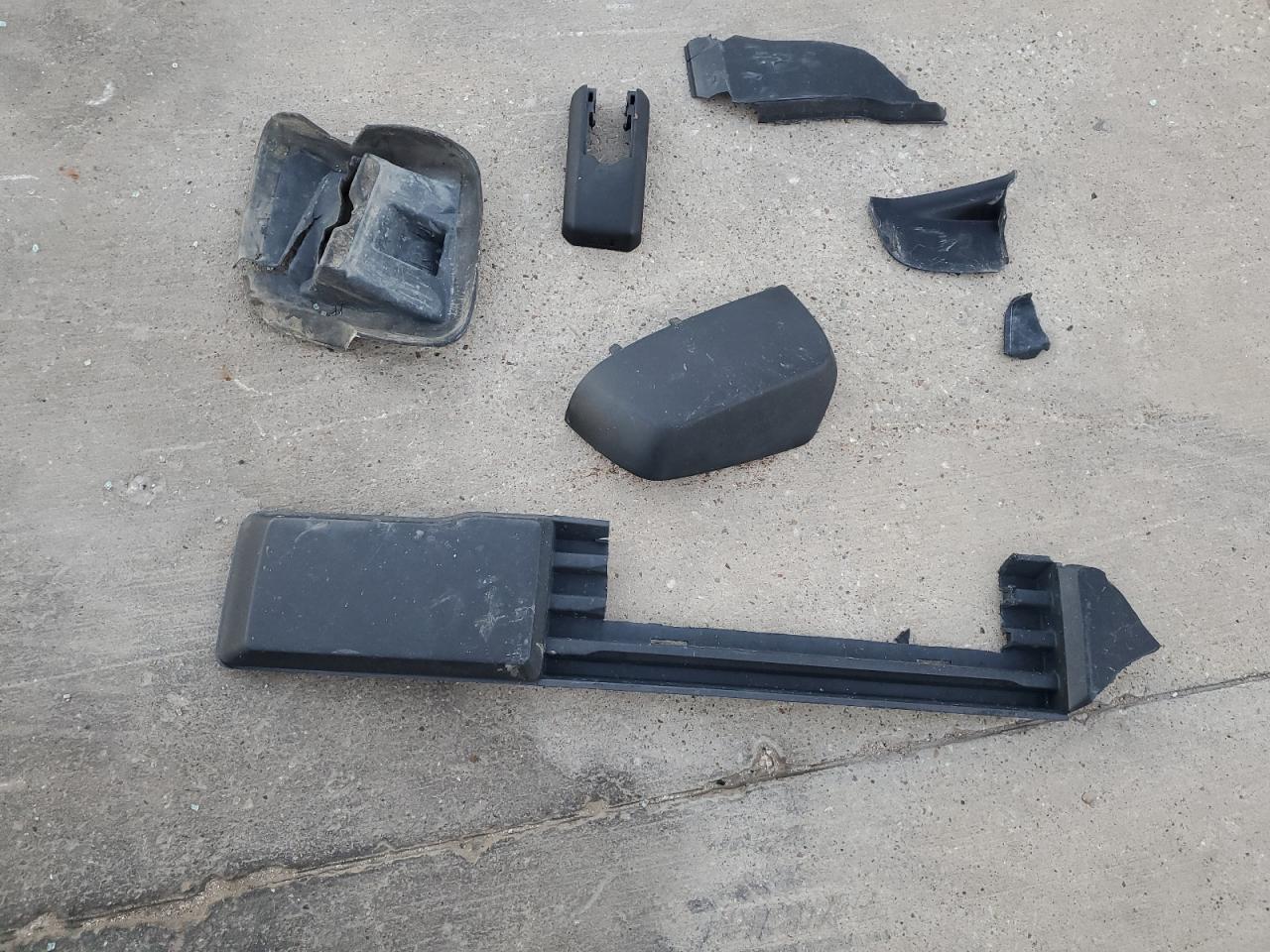 2018 GMC Canyon VIN 1GTH5BEA4J1107033 Copart auction photo, side / front end damage thumbnail 14