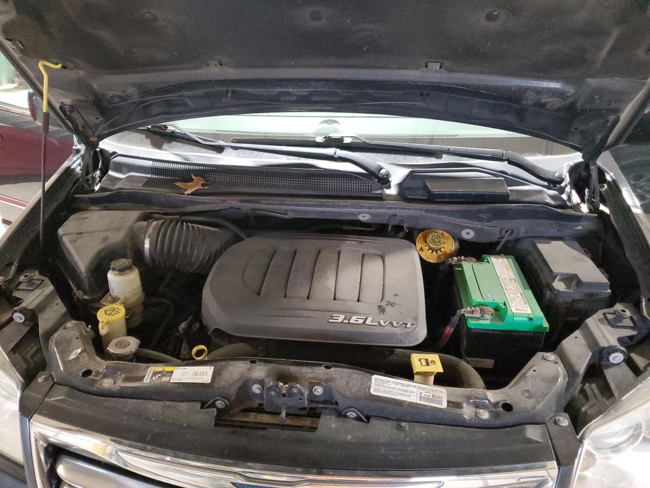 2014 Chrysler Town & Country VIN 2C4RC1BG9ER393878 Copart auction photo, side / minor dent/scratches damage thumbnail 12