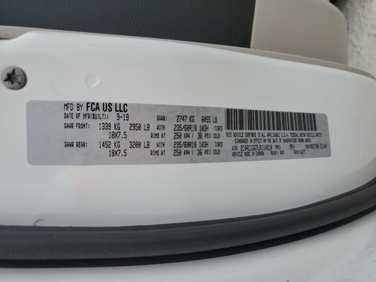 2020 Chrysler Pacifica VIN 2C4RC1GG7LR114210 Copart auction photo, front end damage thumbnail 13