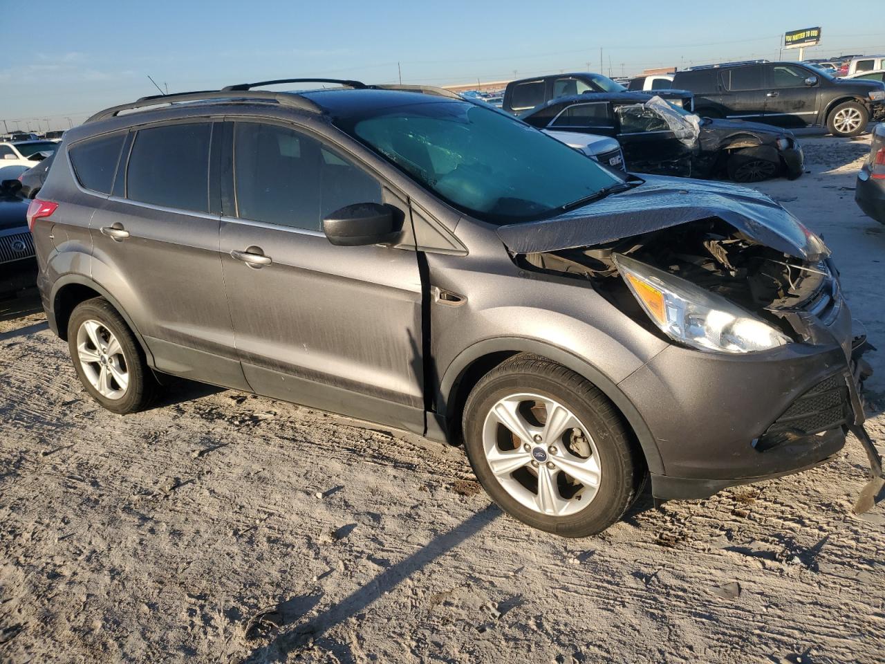 2013 Ford Escape VIN 1FMCU0GX2DUB14810 Copart auction photo, front end damage thumbnail 4