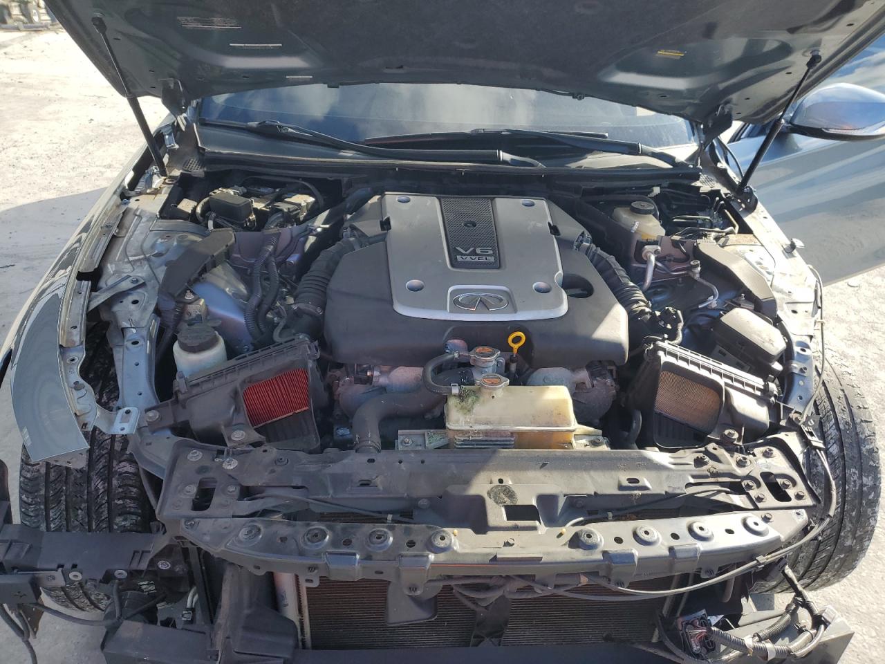 2014 Infiniti Q50 VIN JN1BV7AR5EM682618 Copart auction photo, front end / minor dent/scratches damage thumbnail 11