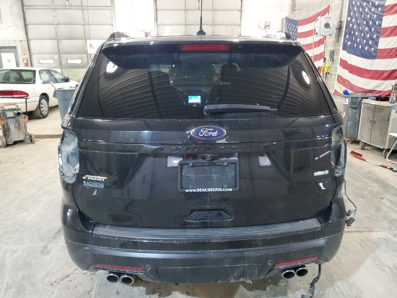 2019 Ford Explorer VIN 1FM5K8GT0KGB50730 Copart auction photo, side / rear end damage thumbnail 6