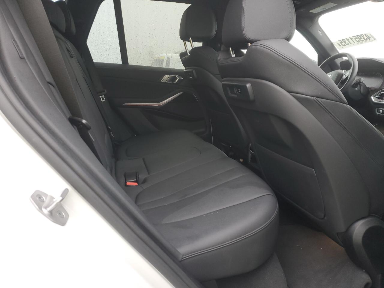 2021 BMW X5 VIN 5UXCR6C04M9F54940 Copart auction photo, rear end / minor dent/scratches damage thumbnail 11