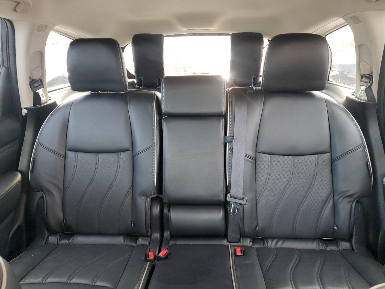 2019 Infiniti QX60 VIN 5N1DL0MM2KC515987 Copart auction photo, rear end / minor dent/scratches damage thumbnail 10