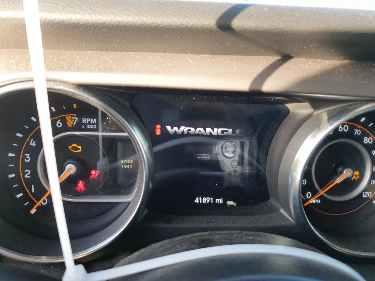 2020 Jeep Wrangler VIN 1C4HJXDG6LW300689 Copart auction photo, front end damage thumbnail 9